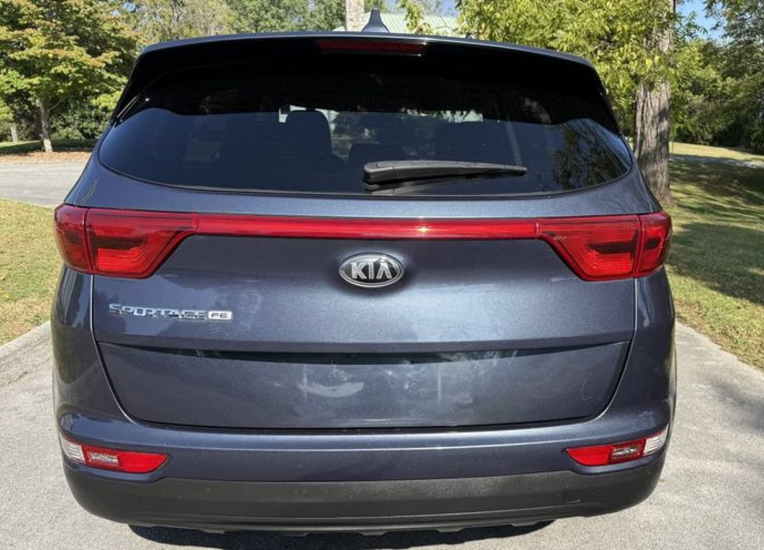 Used 2017 Kia Sportage LX FWD image 8