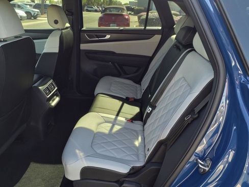 New 2025 Volkswagen Atlas Cross Sport SEL Premium R-Line image 12