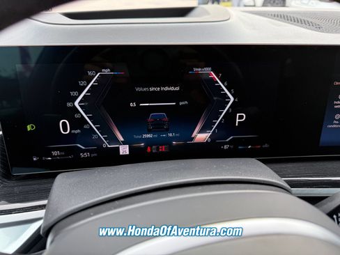 Used 2024 BMW X5 sDrive40i w/ M Sport Package RWD image 24