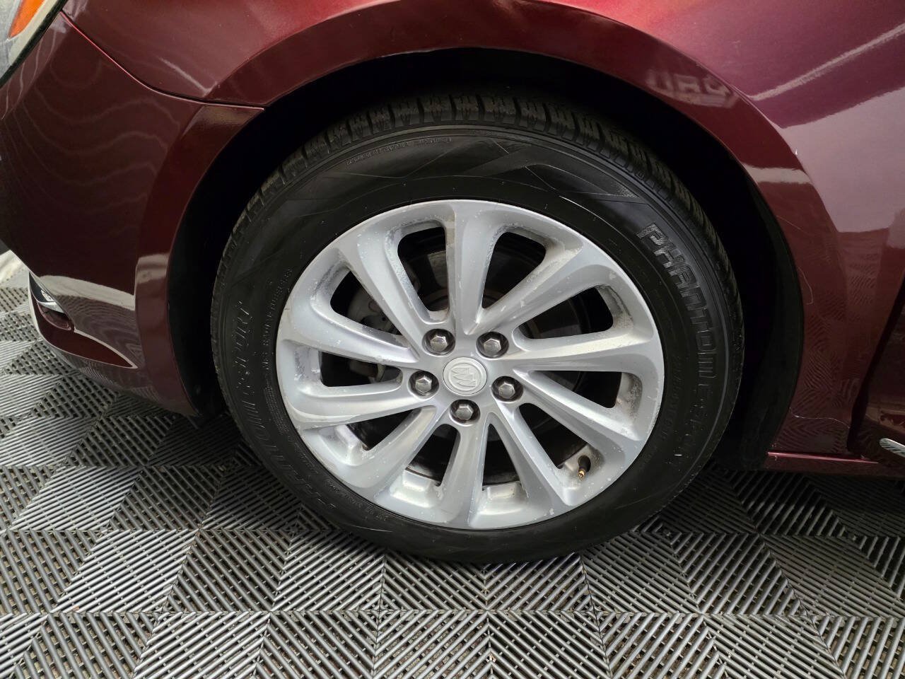 Used 2016 Buick LaCrosse FWD image 31