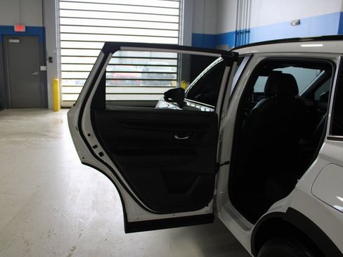 Certified 2025 Honda CR-V Sport-L image 16