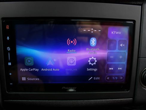 Used 2000 Porsche 911 Cabriolet image 27