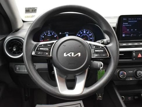 Used 2023 Kia Forte LXS FWD image 19