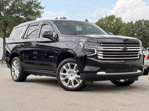 Used 2023 Chevrolet Tahoe High Country AWD/4WD image 2