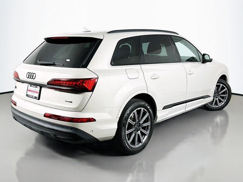 Used 2023 Audi Q7 2.0T Premium Plus w/ Premium Plus Package AWD/4WD image 14