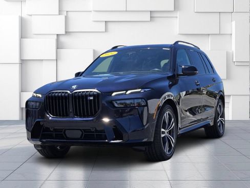 Used 2024 BMW X7 M60i w/ Executive Package AWD/4WD image 3