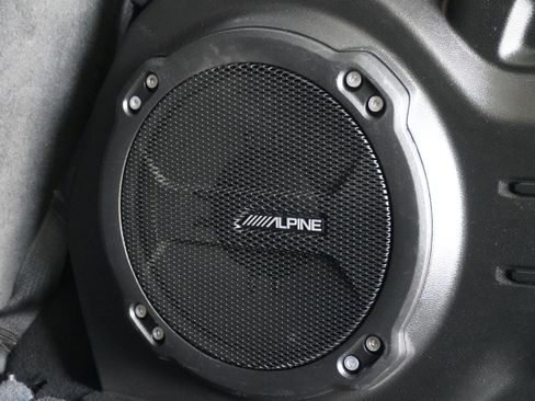 Used 2018 Jeep Wrangler Unlimited Rubicon image 25