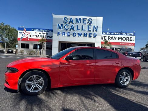 Used 2023 Dodge Charger SXT RWD image 2