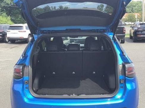 Certified 2025 Jeep Compass Trailhawk w/ Trailhawk Elite Group AWD/4WD image 8