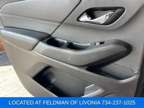 Used 2020 Chevrolet Traverse LT w/ LT Premium Package FWD image 28