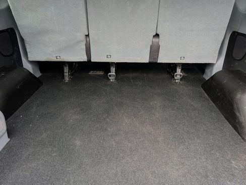 Used 2018 Ford Transit 150 XLT image 16