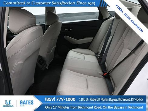 New 2025 Honda Accord SE image 19