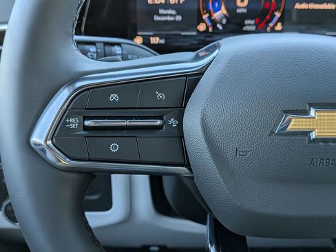 New 2025 Chevrolet Suburban Premier image 17