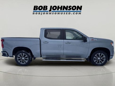 Used 2023 Chevrolet Silverado 1500 RST w/ Z71 Off-Road Package image 8