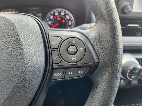 Used 2019 Toyota RAV4 XLE w/ Convenience Package image 29