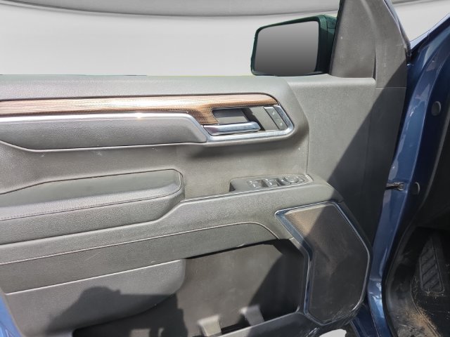 Used 2024 Chevrolet Silverado 1500 RST AWD/4WD image 11