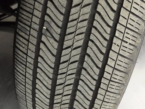 Used 2025 Chevrolet Suburban High Country image 42