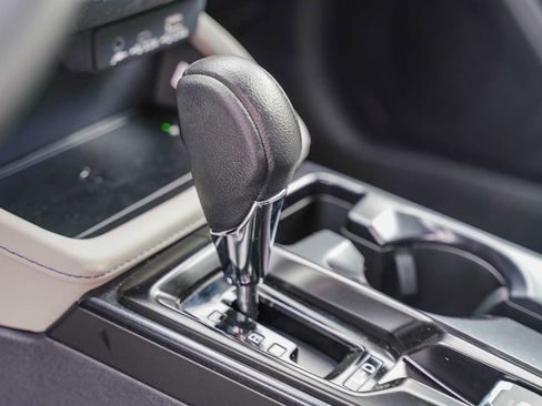 New 2026 Subaru Forester Premium image 21