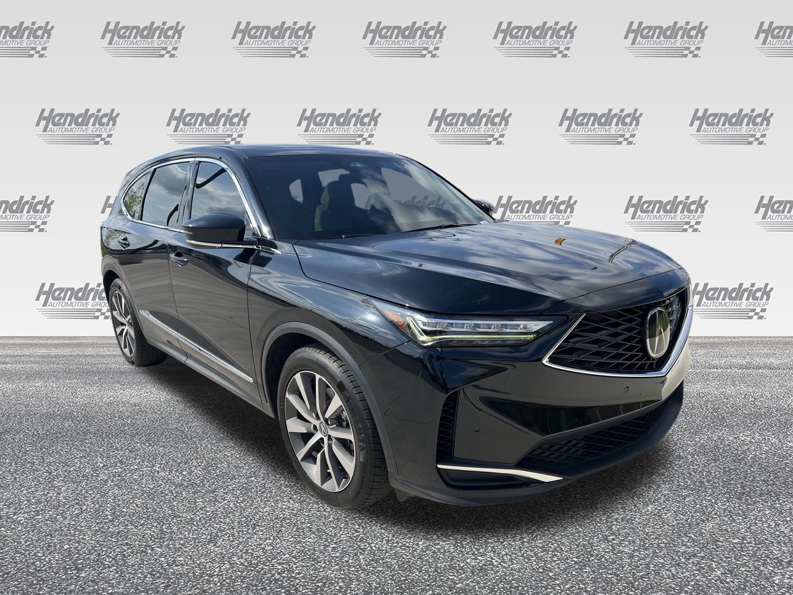 Certified 2025 Acura MDX w/ Technology Package FWD image 2