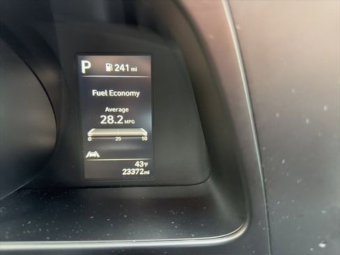 Certified 2023 Hyundai Elantra SEL w/ Cargo Package image 21