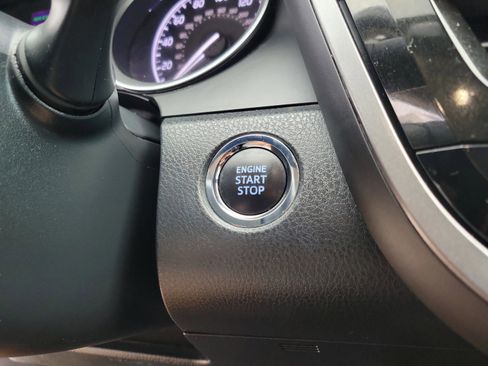 Used 2024 Toyota Camry XLE FWD image 7