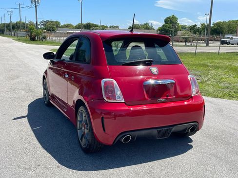 Used 2015 FIAT 500 Abarth FWD image 9
