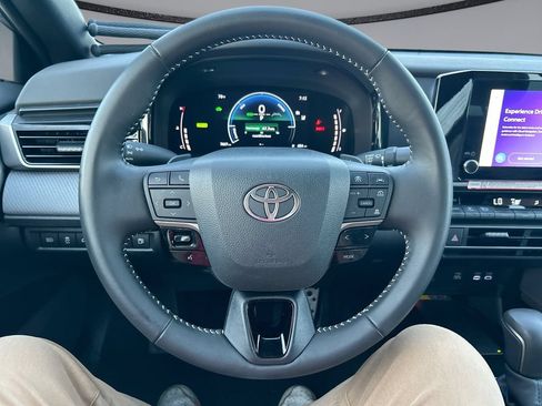 Certified 2026 Toyota Camry SE FWD image 15