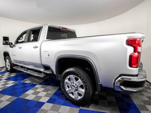 Used 2020 Chevrolet Silverado 2500 LTZ w/ LTZ Plus Package AWD/4WD image 7