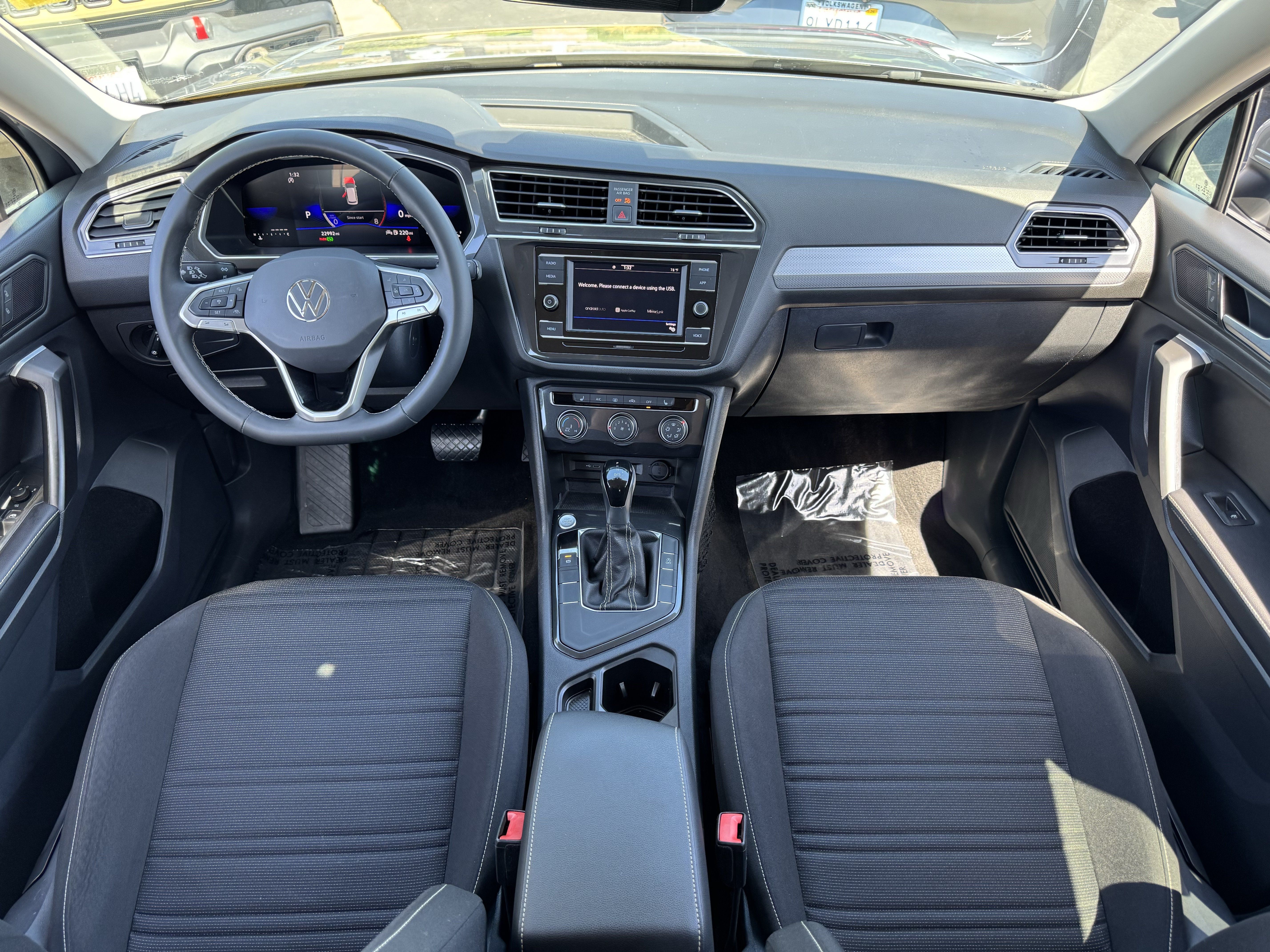 Certified 2024 Volkswagen Tiguan S FWD image 29