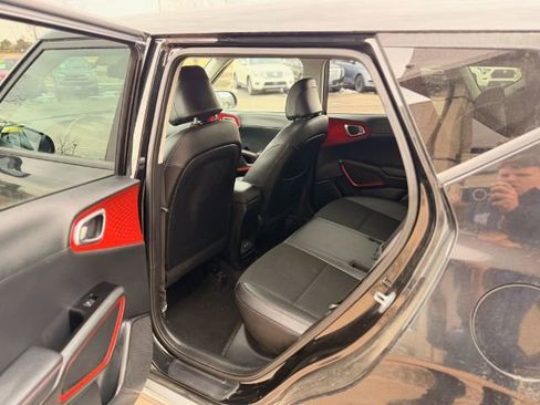 Used 2023 Kia Soul GT-Line FWD image 15
