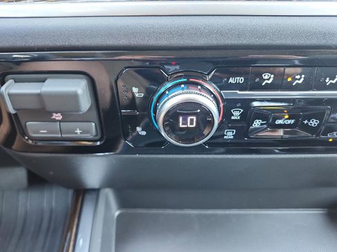 New 2026 GMC Sierra 1500 Elevation w/ Elevation Premium Package image 16