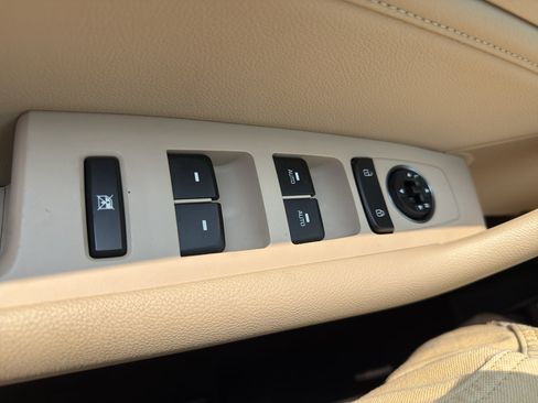 Used 2015 Hyundai Sonata Limited w/ Option Group 05 FWD image 14