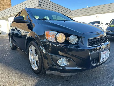 Used 2015 Chevrolet Sonic LTZ image 9
