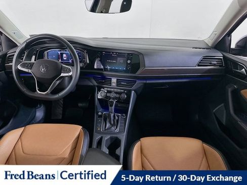 Used 2023 Volkswagen Jetta SEL image 15