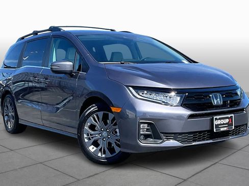 New 2026 Honda Odyssey Touring image 2