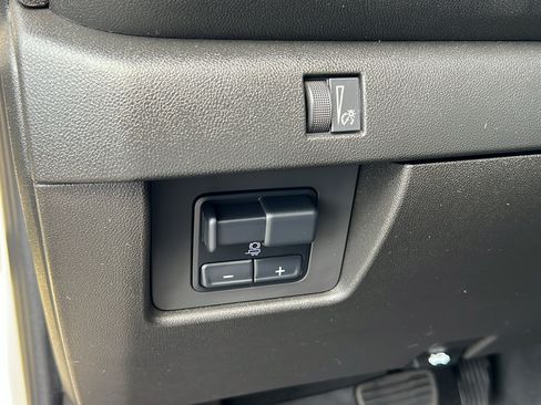 Certified 2023 Chevrolet Colorado Trail Boss w/ Advanced Trailering Package AWD/4WD image 28