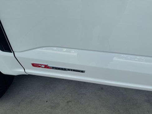 New 2026 Ford F250 Platinum image 32