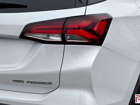 Certified 2022 Chevrolet Equinox Premier image 35