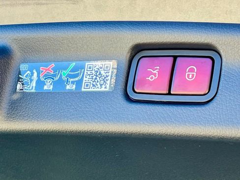 Certified 2026 Mercedes-Benz C 300 4MATIC Sedan image 40