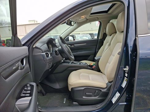 Used 2019 MAZDA CX-5 Touring image 15