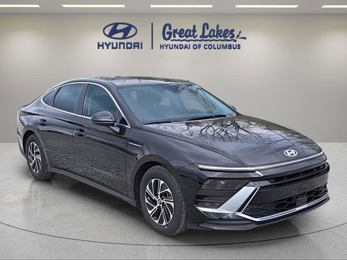 New 2026 Hyundai Sonata Blue FWD image 7