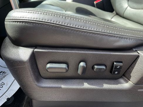 Used 2013 Ford F150 Platinum AWD/4WD image 27