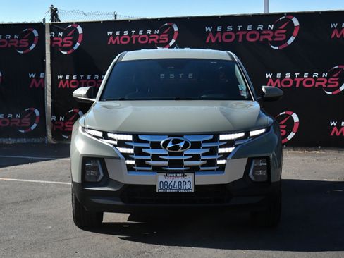 Used 2024 Hyundai Santa Cruz SEL image 2