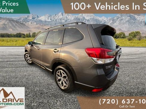 Used 2022 Subaru Forester Premium image 7