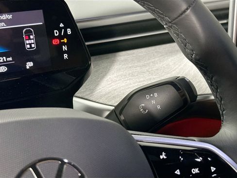 New 2025 Volkswagen ID. Buzz Pro S image 18