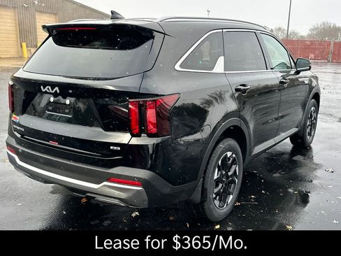 New 2026 Kia Sorento S image 5