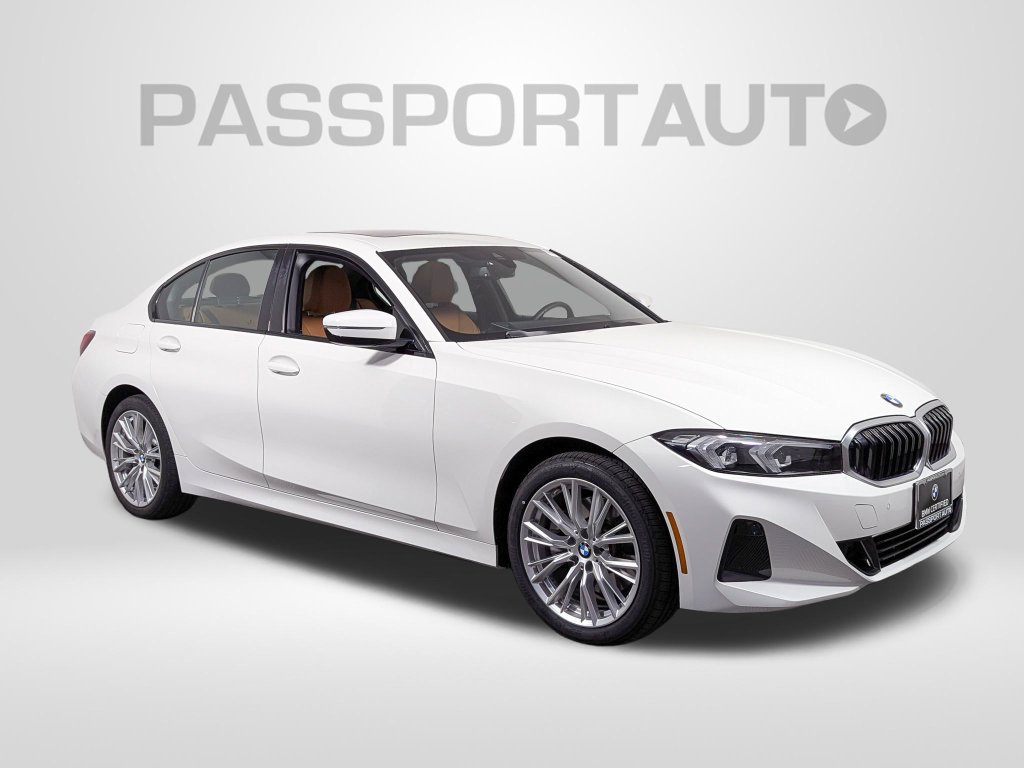 Used 2023 BMW 330i xDrive Sedan w/ Driving Assistance Package AWD/4WD image 9
