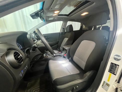 Used 2021 Hyundai Kona SEL Plus w/ Cargo Package image 10
