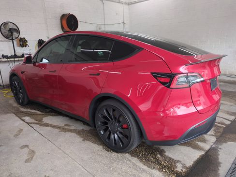 Used 2023 Tesla Model Y Performance image 7