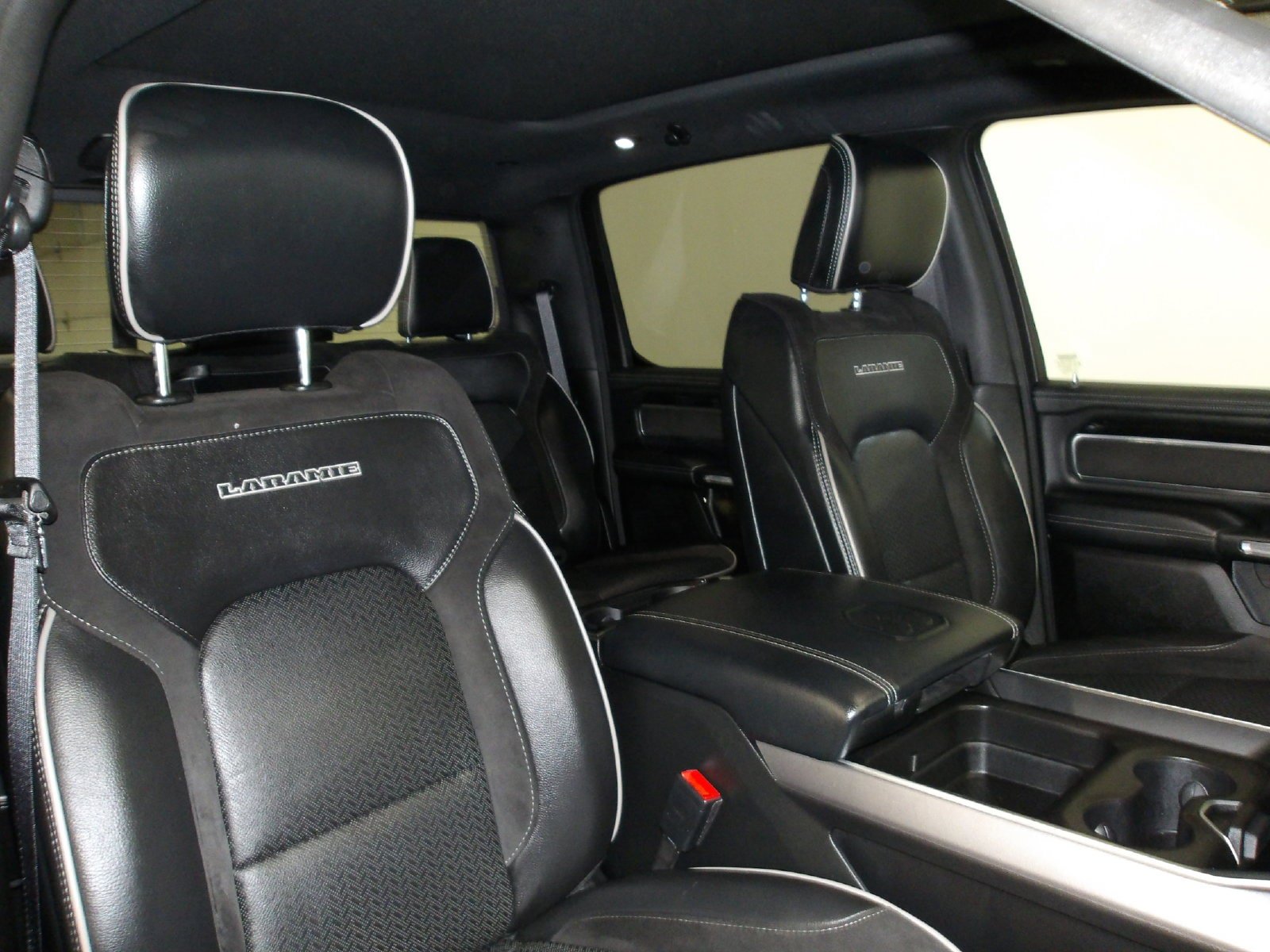 Used 2021 RAM 1500 Laramie AWD/4WD image 17
